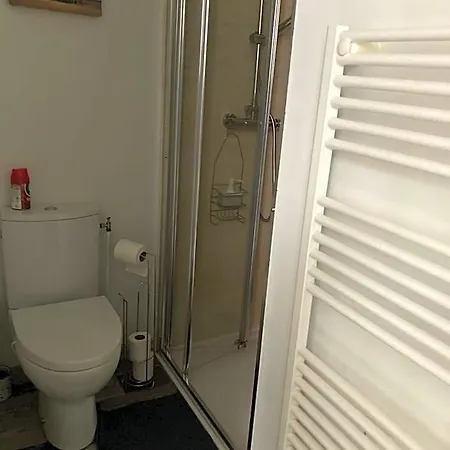 Des T Panzió