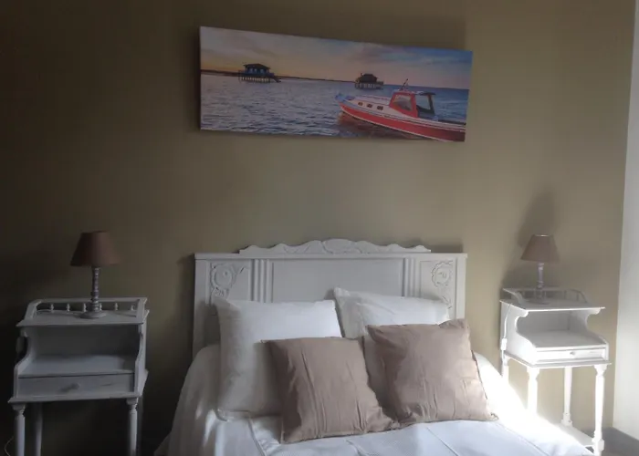 Des T Bed and Breakfast 3*