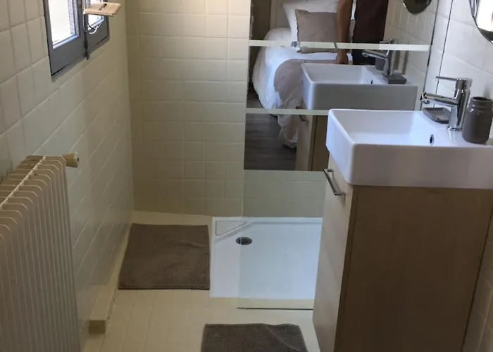 Des T Bed and Breakfast 3*